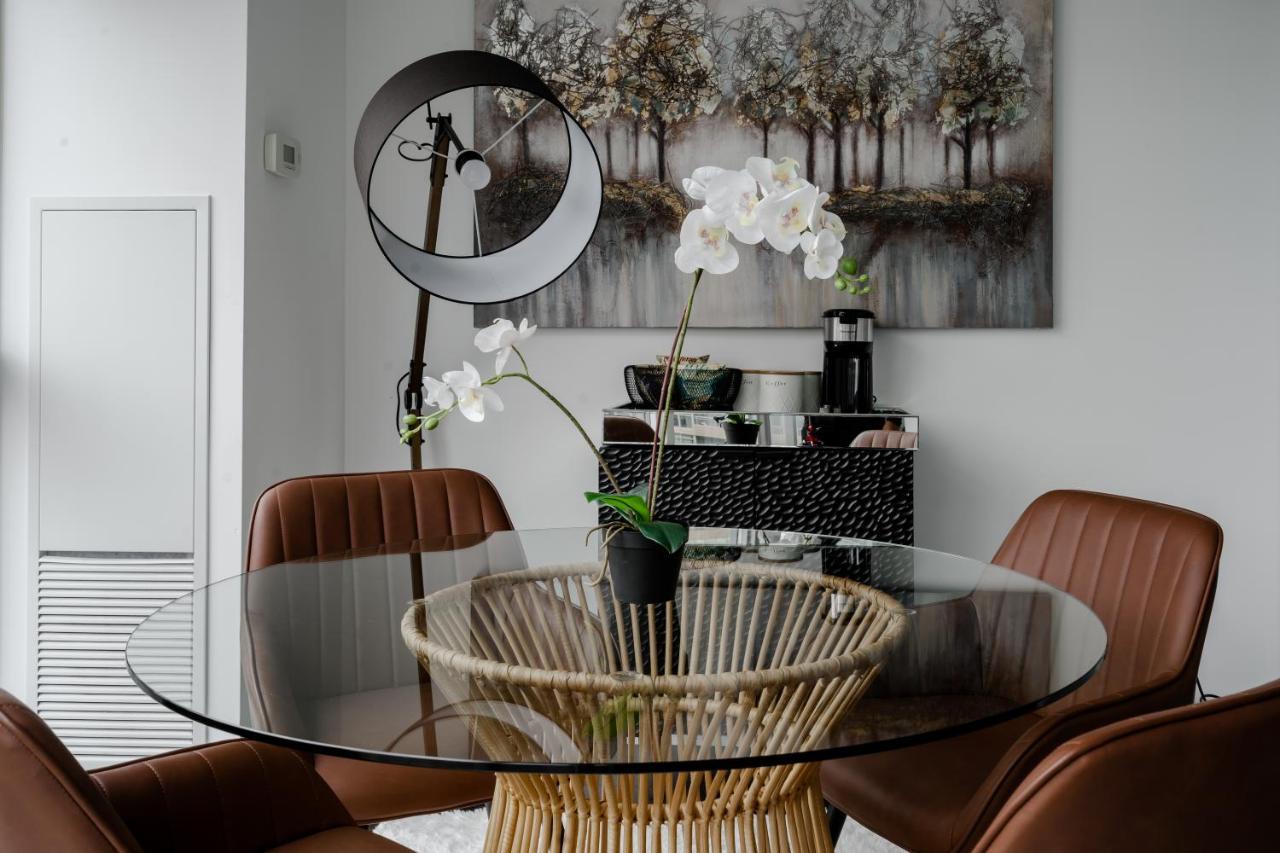 Appartamento The Perfect Getaway Toronto Esterno foto