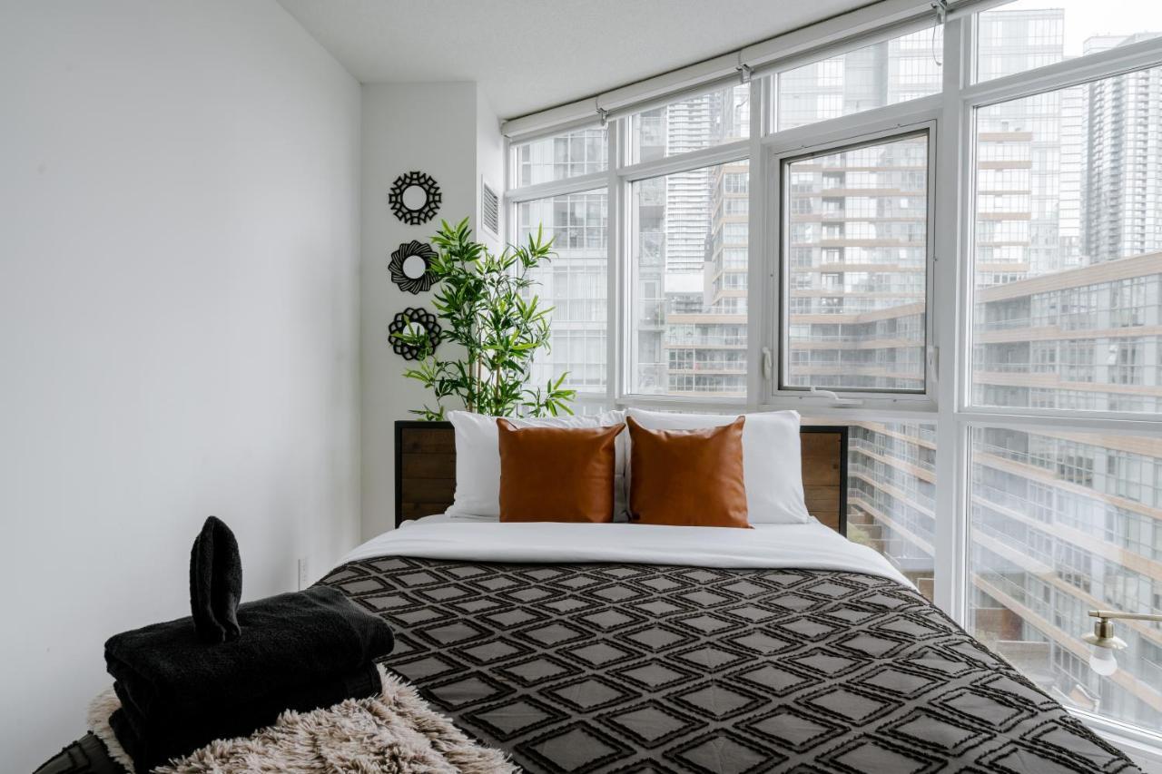 Appartamento The Perfect Getaway Toronto Esterno foto
