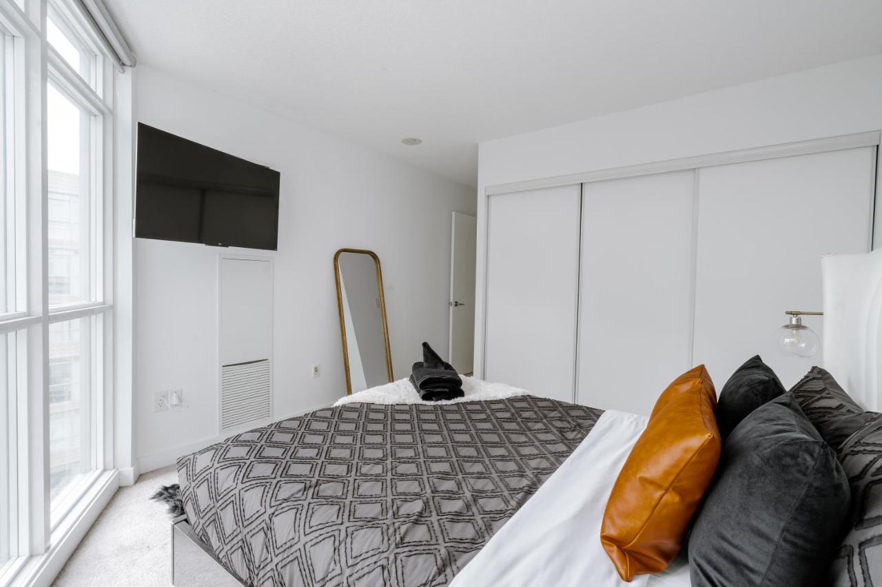 Appartamento The Perfect Getaway Toronto Esterno foto