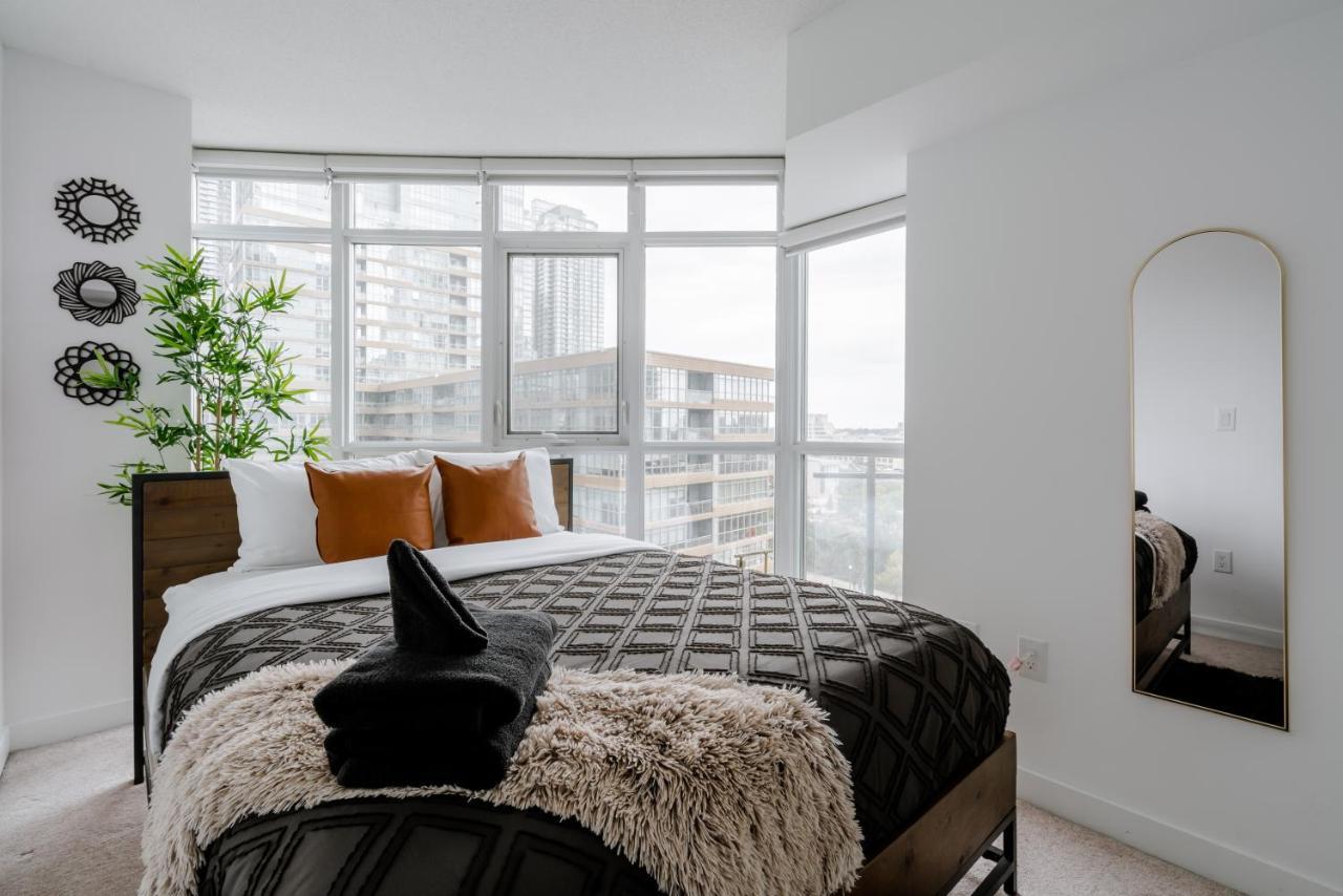 Appartamento The Perfect Getaway Toronto Esterno foto